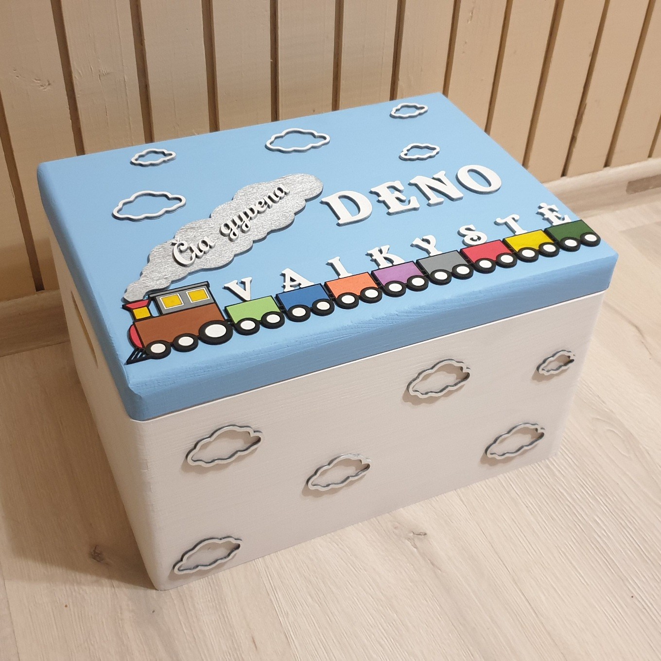 Dėžė žaislams - traukinukas