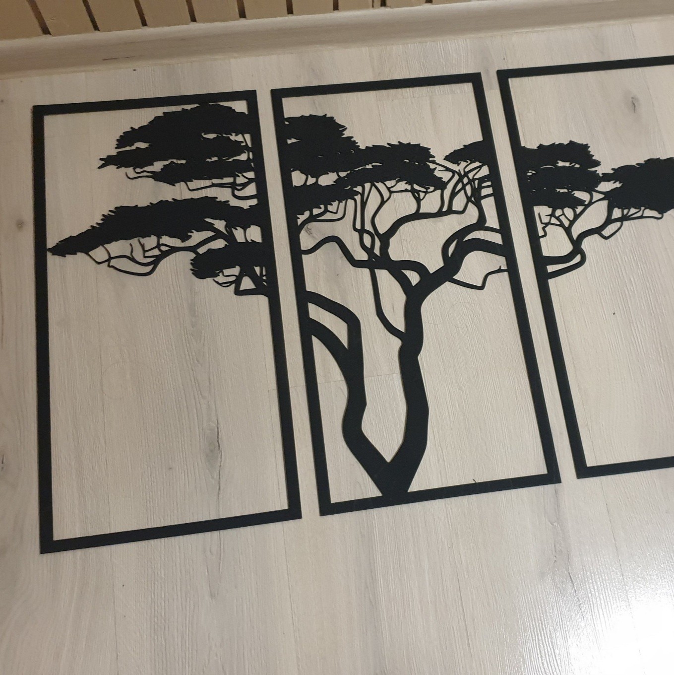 Šiuolaikiška sienų dekoracija – Triptikas „Afrikos medis“